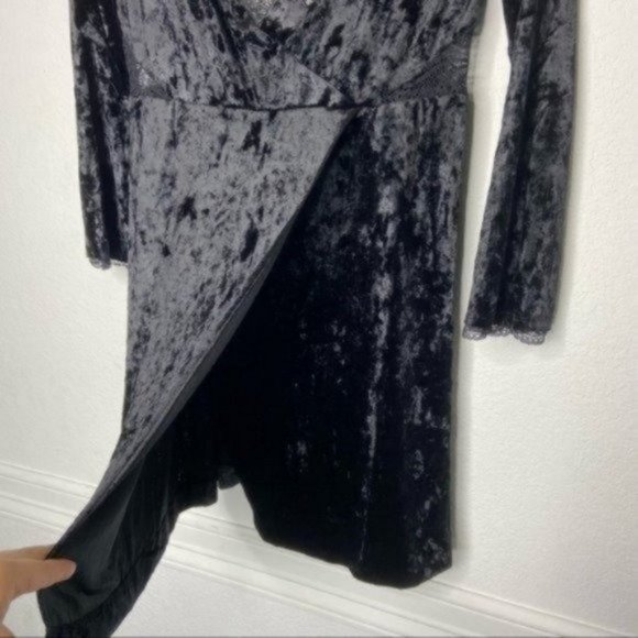 Free People Kat Velvet Black Mini Dress Size S NWT - Picture 5 of 6